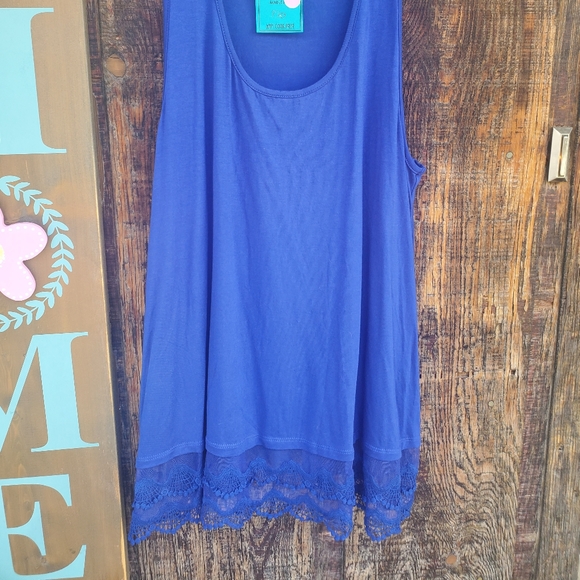 Blue Lace Tunic Top - Picture 2 of 6
